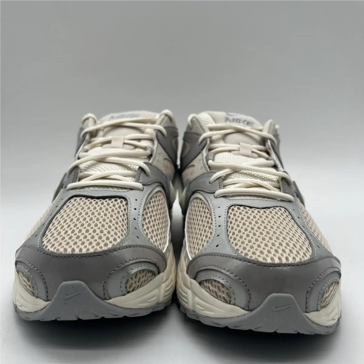 Nike shoes - Nike V5 RNR - RNR - IH1980 140 - Beige (UPC: 198485369160) 3