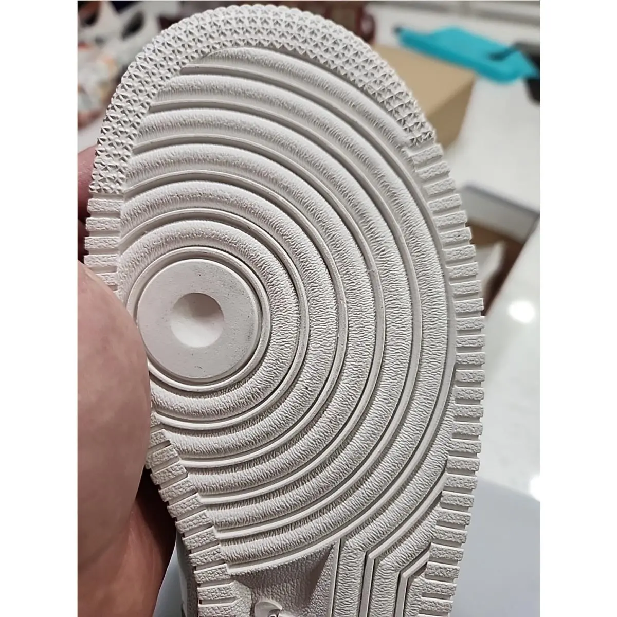 Nike shoes - Air Force 1 LV8 3 (GS) - White (UPC: 197594254978) 9