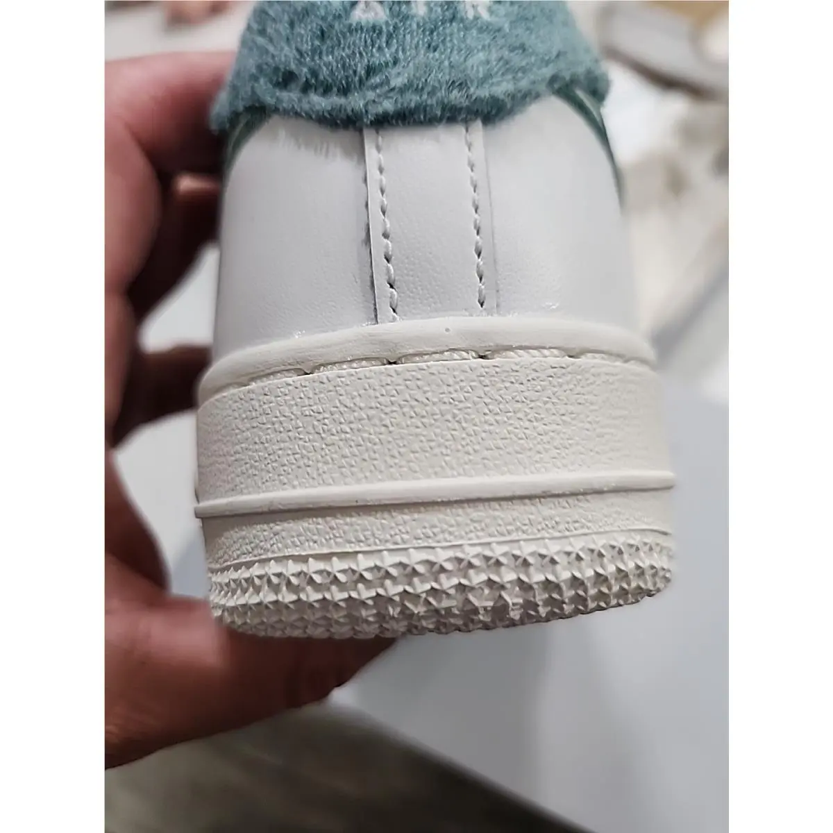 Nike shoes - Air Force 1 LV8 3 (GS) - White (UPC: 197594254978) 4