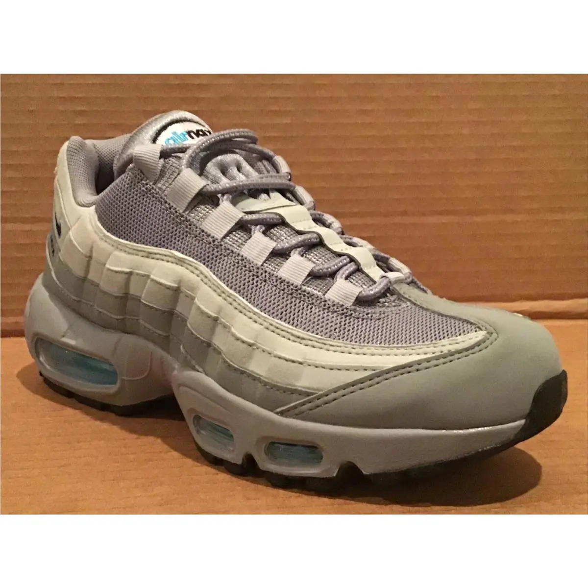 Nike shoes - Gray 3