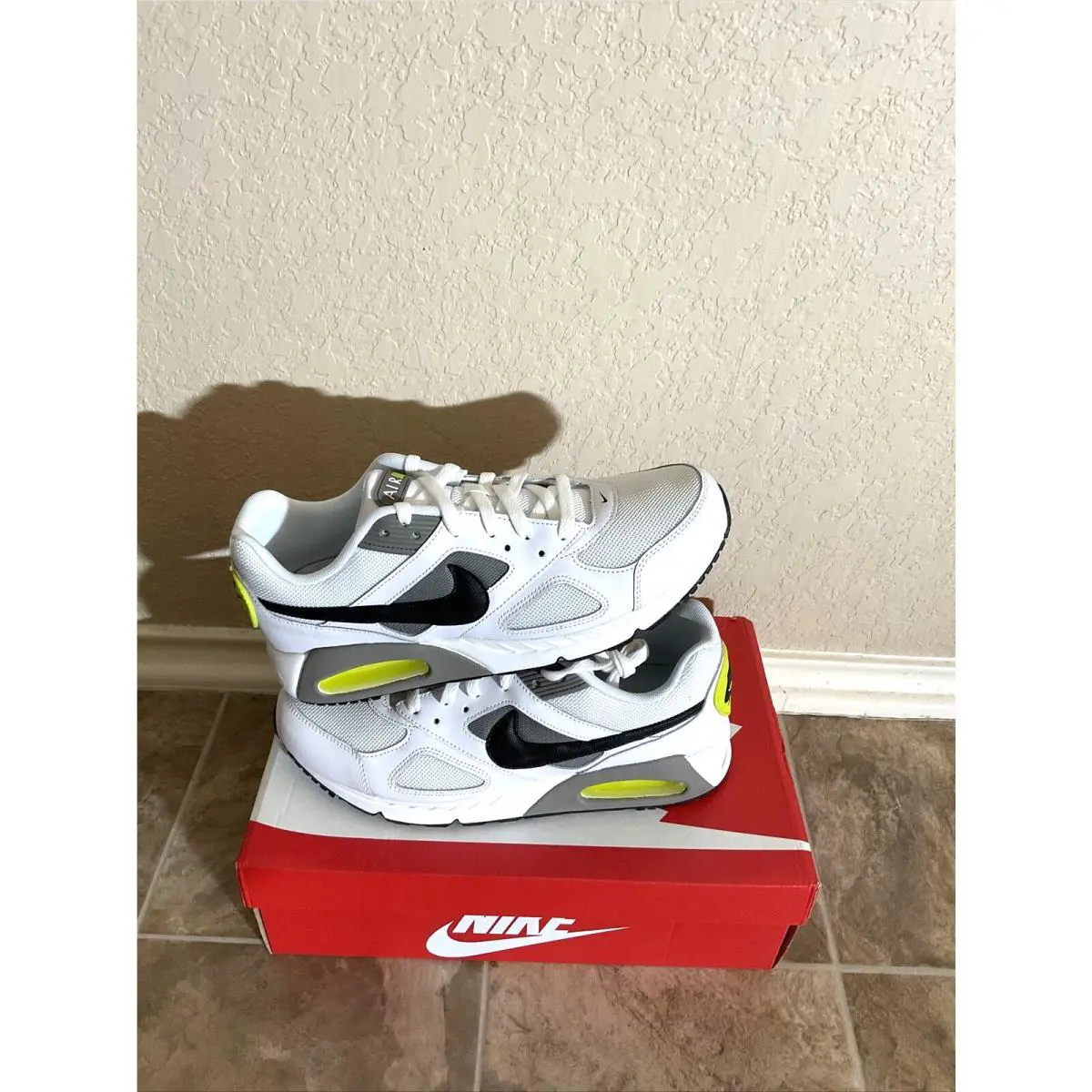 Nike shoes - Nike Air Max Ivo - Air Max Ivo - Multicolor (UPC: 0195241016108) 2