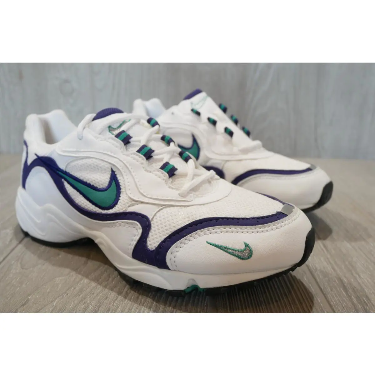 Nike shoes - Nike Air Windrunner - Air Windrunner - White 1
