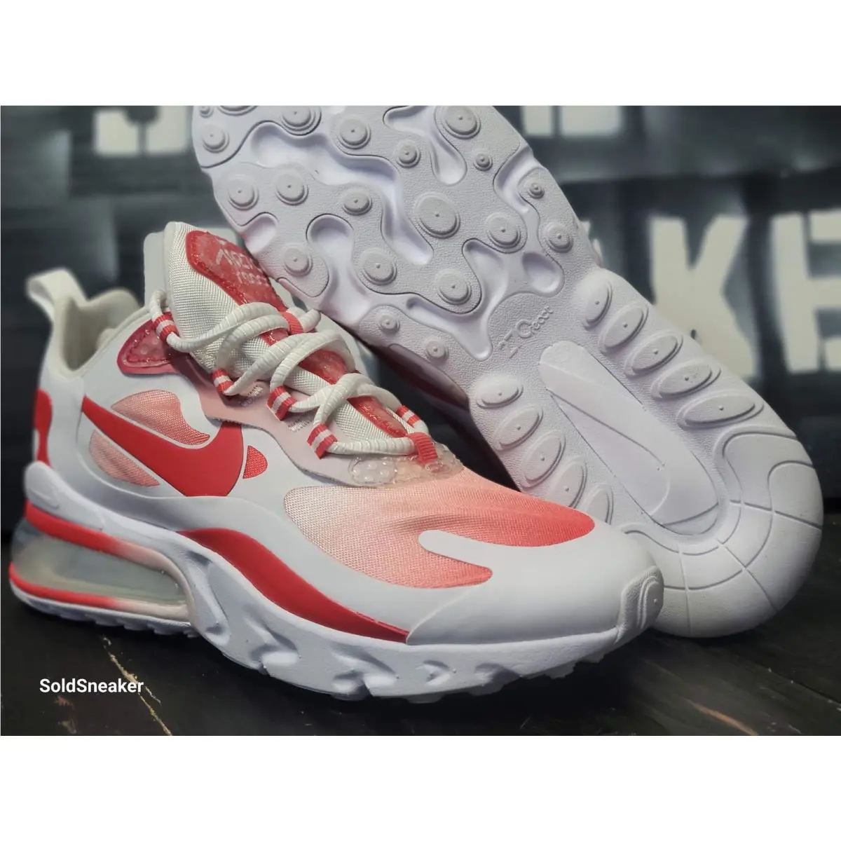 Nike shoes - Red (UPC: 193654134426) 1