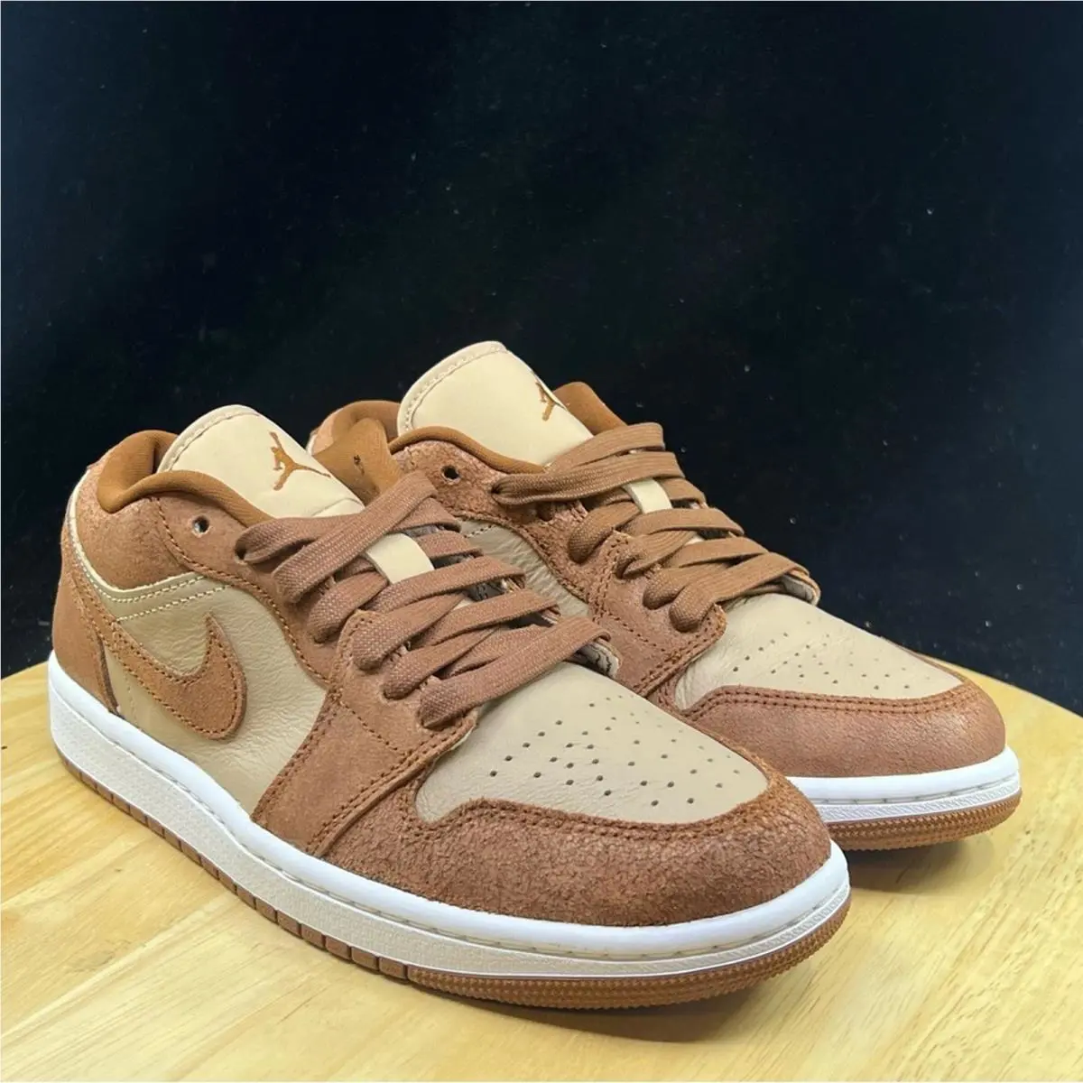 Nike shoes - Brown 6