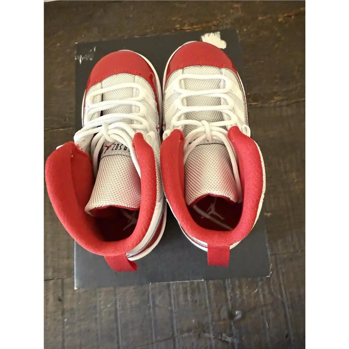 Nike shoes - Air Jordan 11 - Air - White/Black/Varsity Red 2