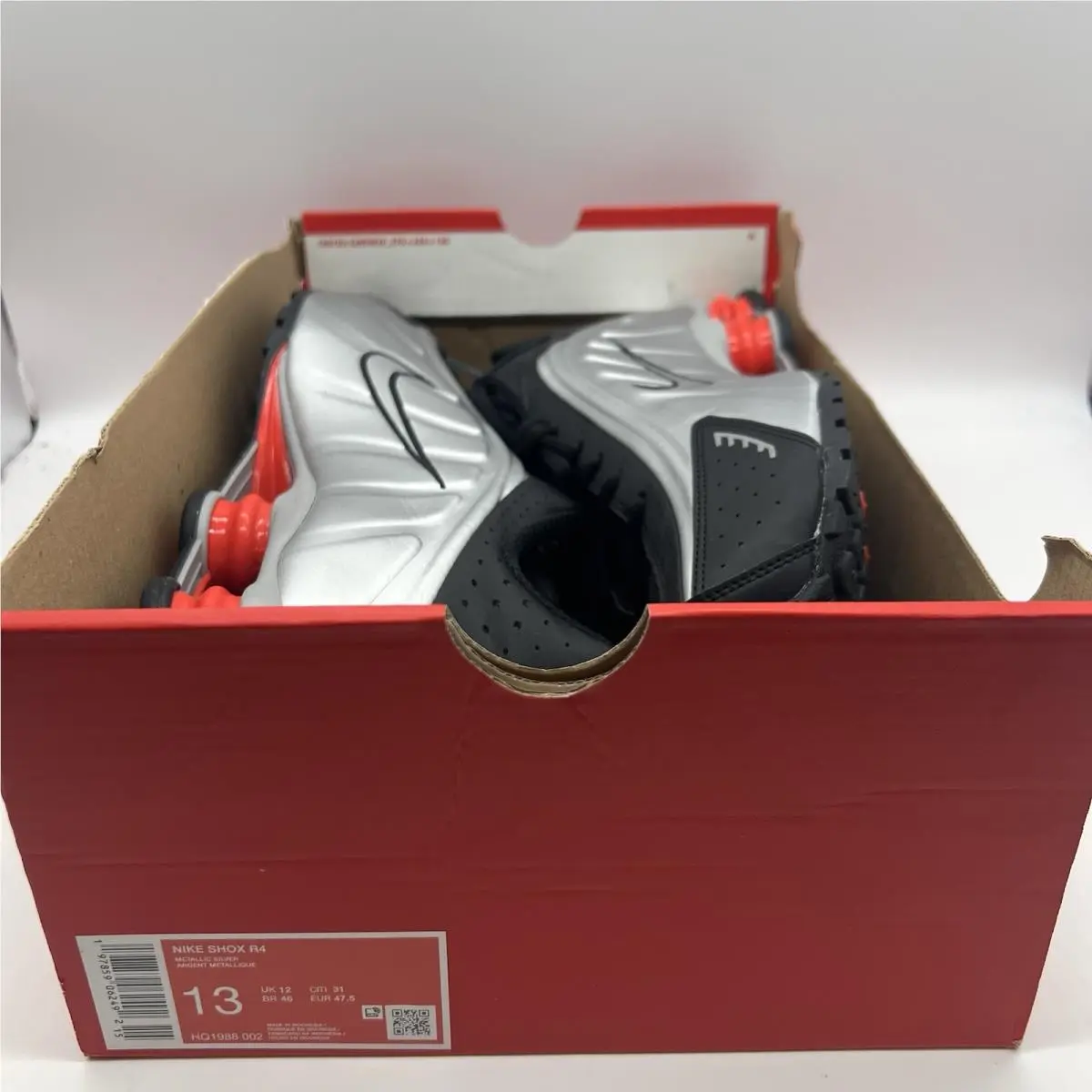 Nike shoes - Nike Shox R4 - Shox - HQ1988-002 - Silver, Manufacturer: Black/Metallic Silver 1