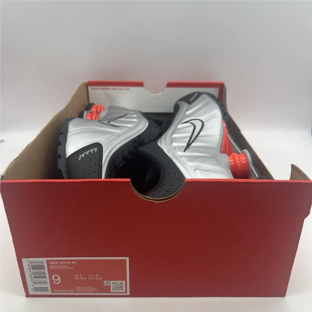 Nike shoes - Nike Shox R4 - Shox - HQ1988-002 - Silver, Manufacturer: Black/Metallic Silver 0