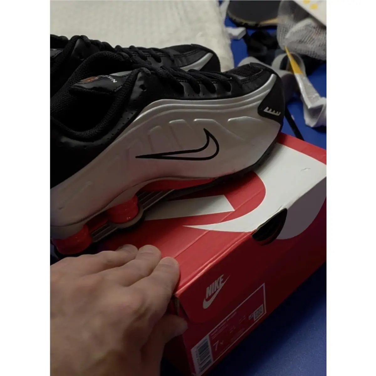Nike shoes - HQ1988002 - HQ1988 002 - Silver (UPC: 0197859080397) 2