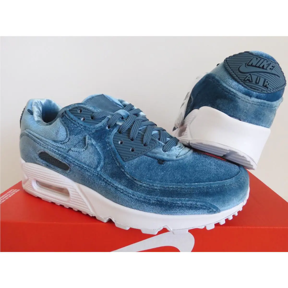 Nike shoes - Nike Air Max 90 - Air Max - Green (UPC: 195242396599) 0