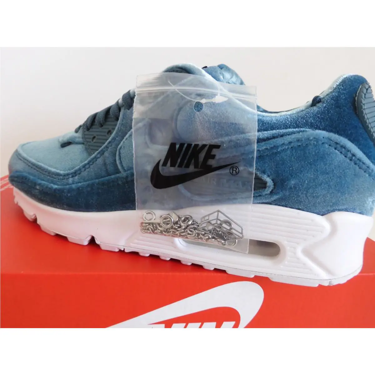 Nike shoes - Nike Air Max 90 - Air Max - Green (UPC: 195242396599) 3