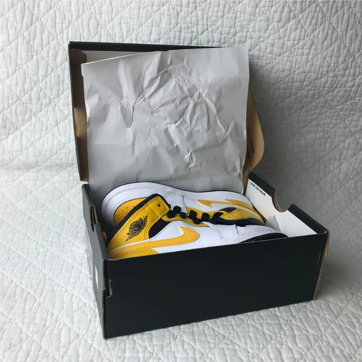 Nike shoes - Air Jordan 1 Mid - Air Mid - 640734-170 - White/University Gold-Black 10