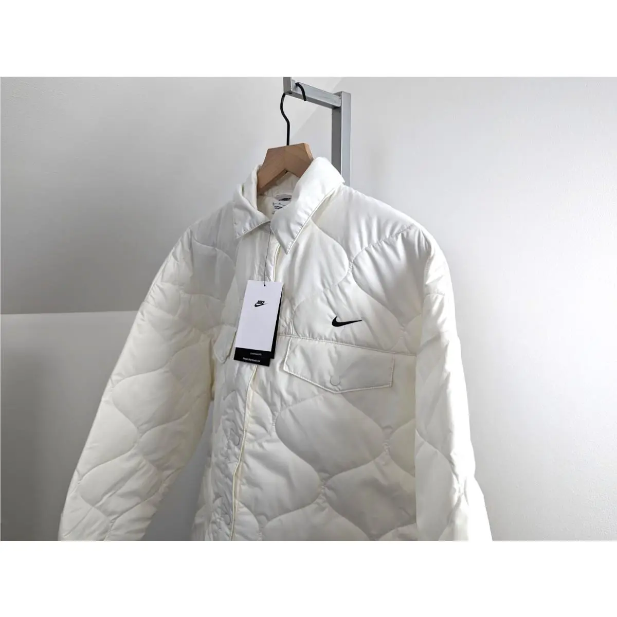 Nike clothing - Fb8732-133 - Fb8732-133 - White (UPC: 196968353392) 1