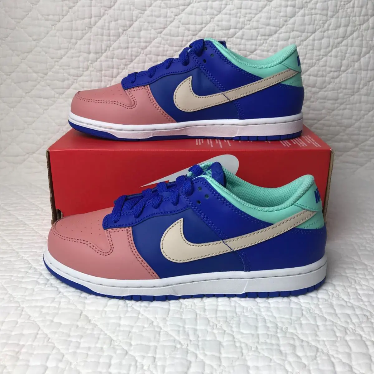Nike shoes - DZ2874 400 - DZ2874 400 - Hyper Royal/Sanddrift (UPC: 196608436034) 1