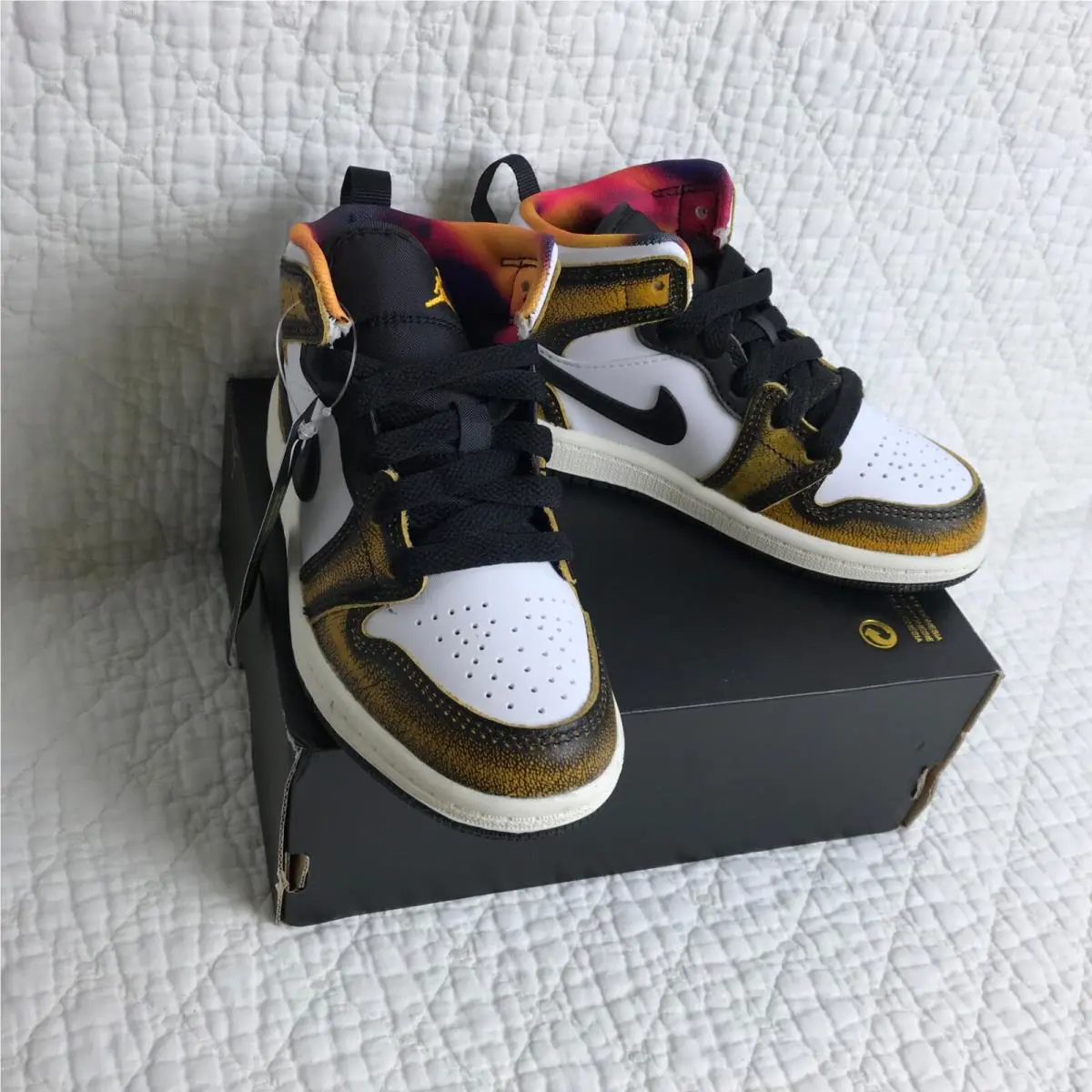 Nike shoes - Air Jordan 1 Mid - Air Mid - Black/Yellow 8