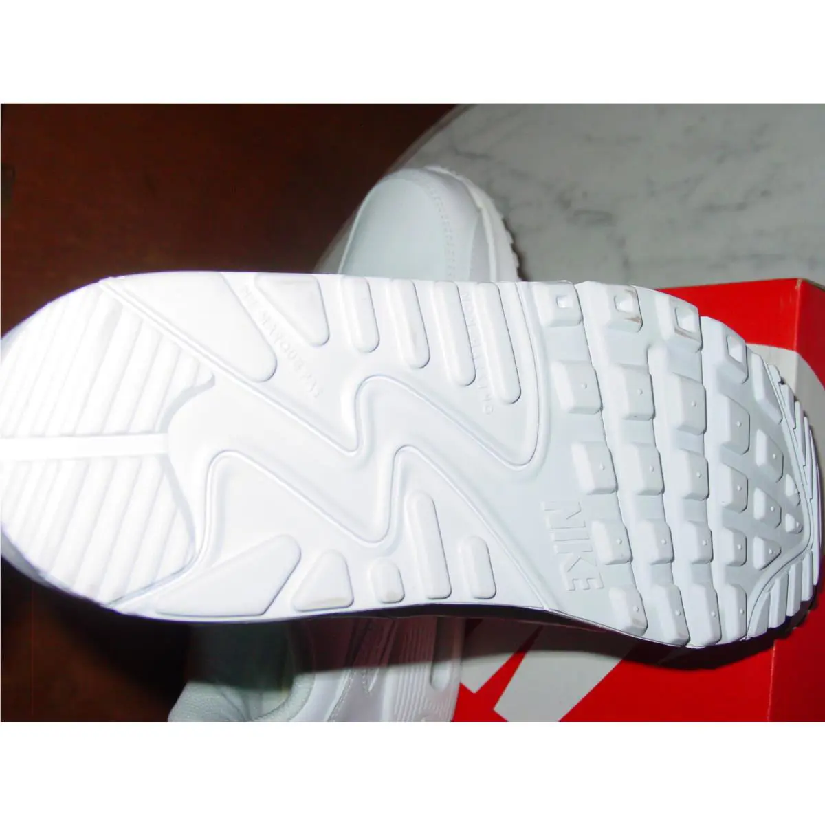 Nike shoes - Nike Air Max 90 LTR - White (UPC: 193654852412) 10