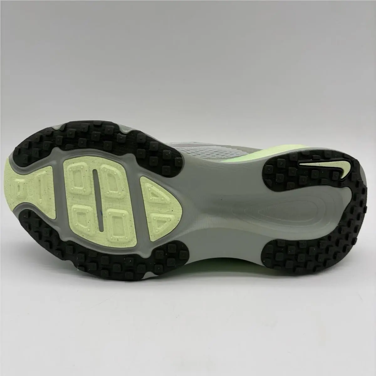 Nike shoes - Nike Vomero 18 - Vomero - HM6803-002 - Gray (UPC: 197860773004) 5