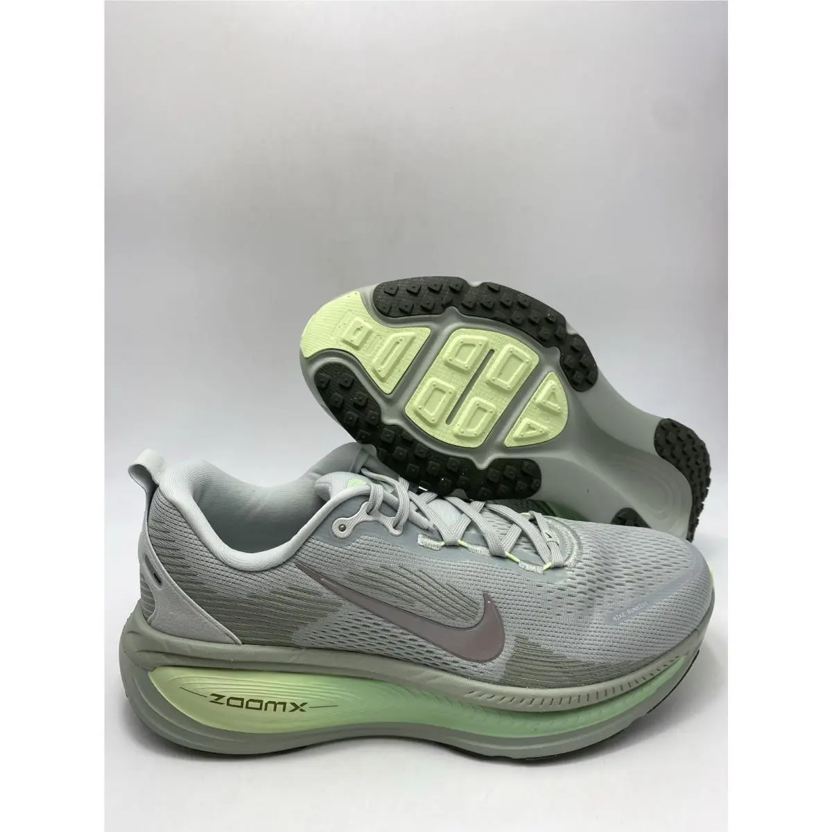 Nike Vomero 18 Light Silver College Grey HM6803 002 Men`s Size 8