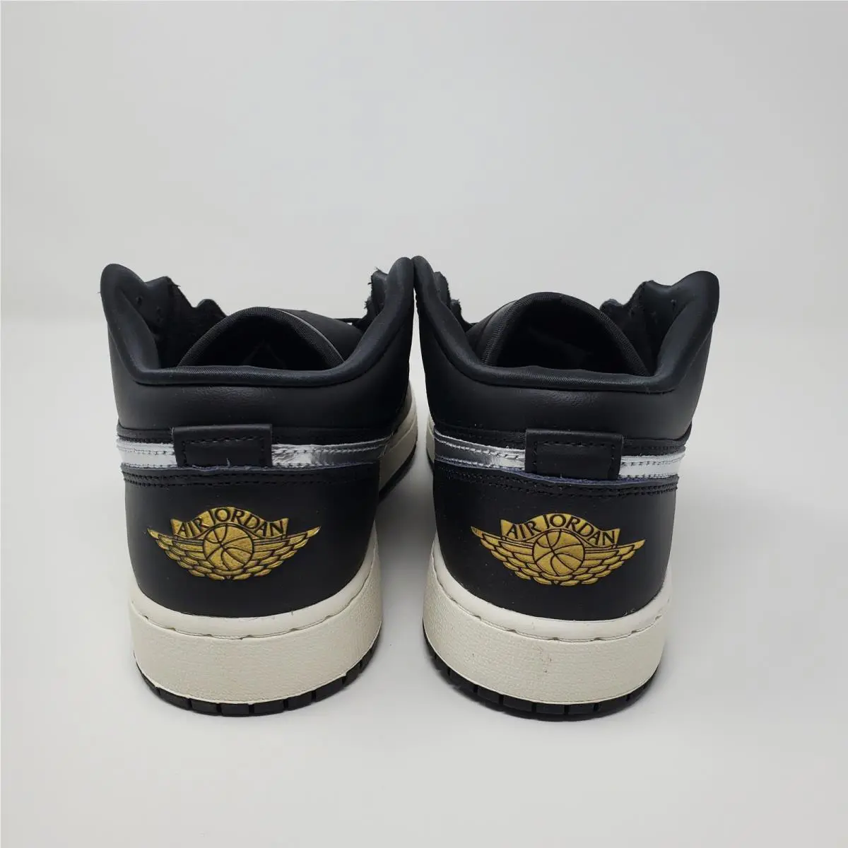 Nike shoes - Air Jordan 1 Low SE - Black 1
