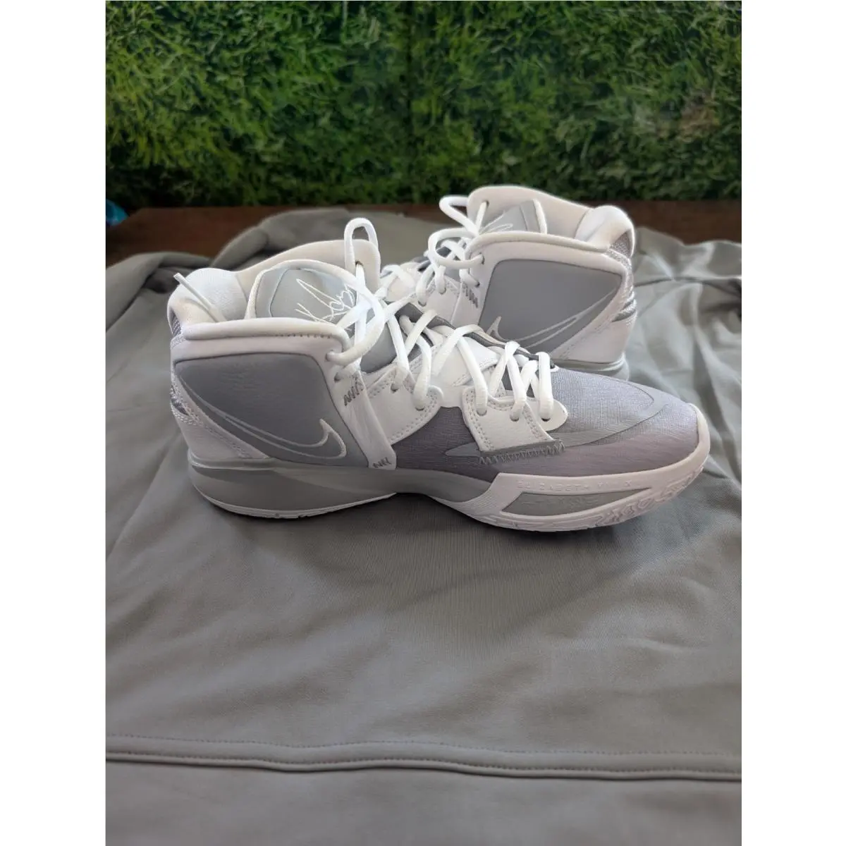 Nike shoes - Nike Men`s Kyrie Infinity TB - DO9616-001 - Gray 3