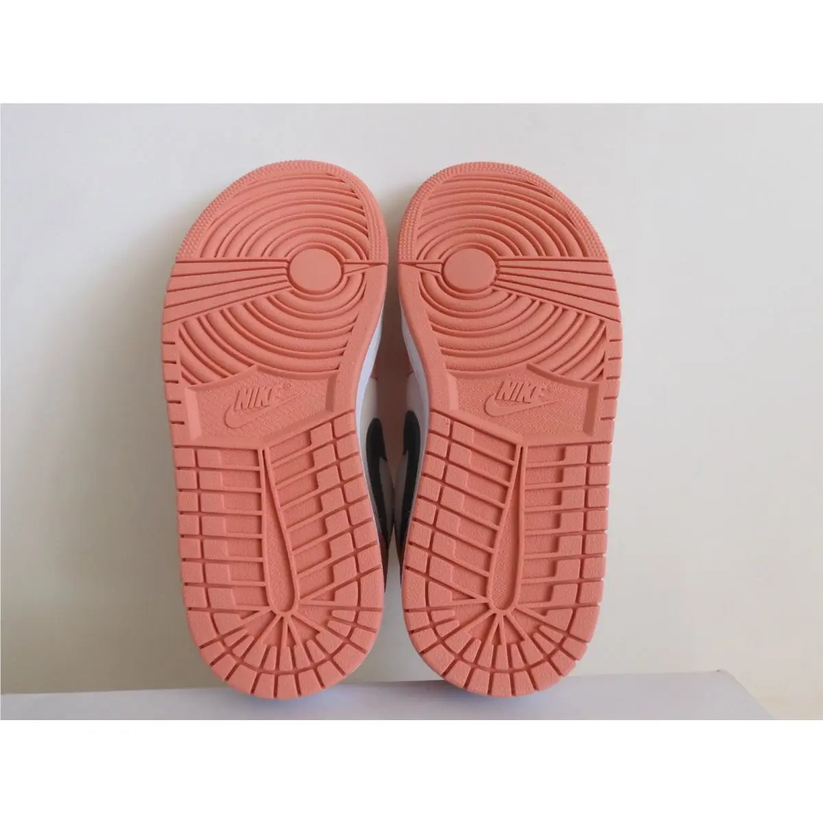 Nike shoes - Air Jordan 1 Low - Air Low - DC0774-800 - Pink (UPC: 195866344181) 5