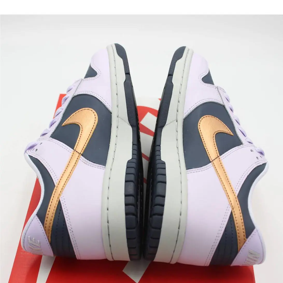 Nike shoes - Purple (UPC: 196152316585) 3