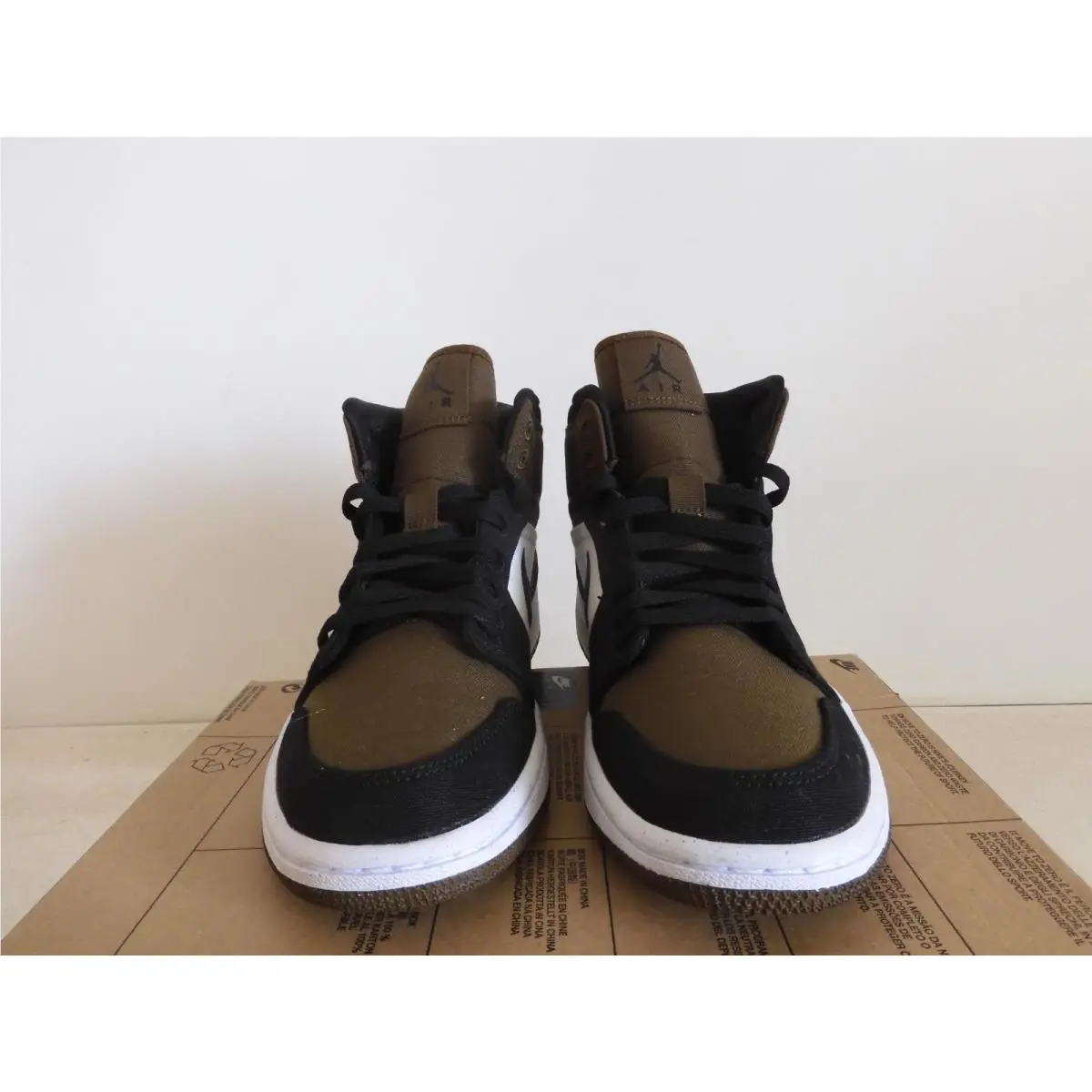 Nike shoes - Air Jordan 1 Mid - Air Mid - DV0427-301 - Green (UPC: 196149229553) 2