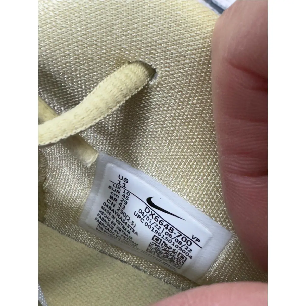 Nike shoes - Gold 6