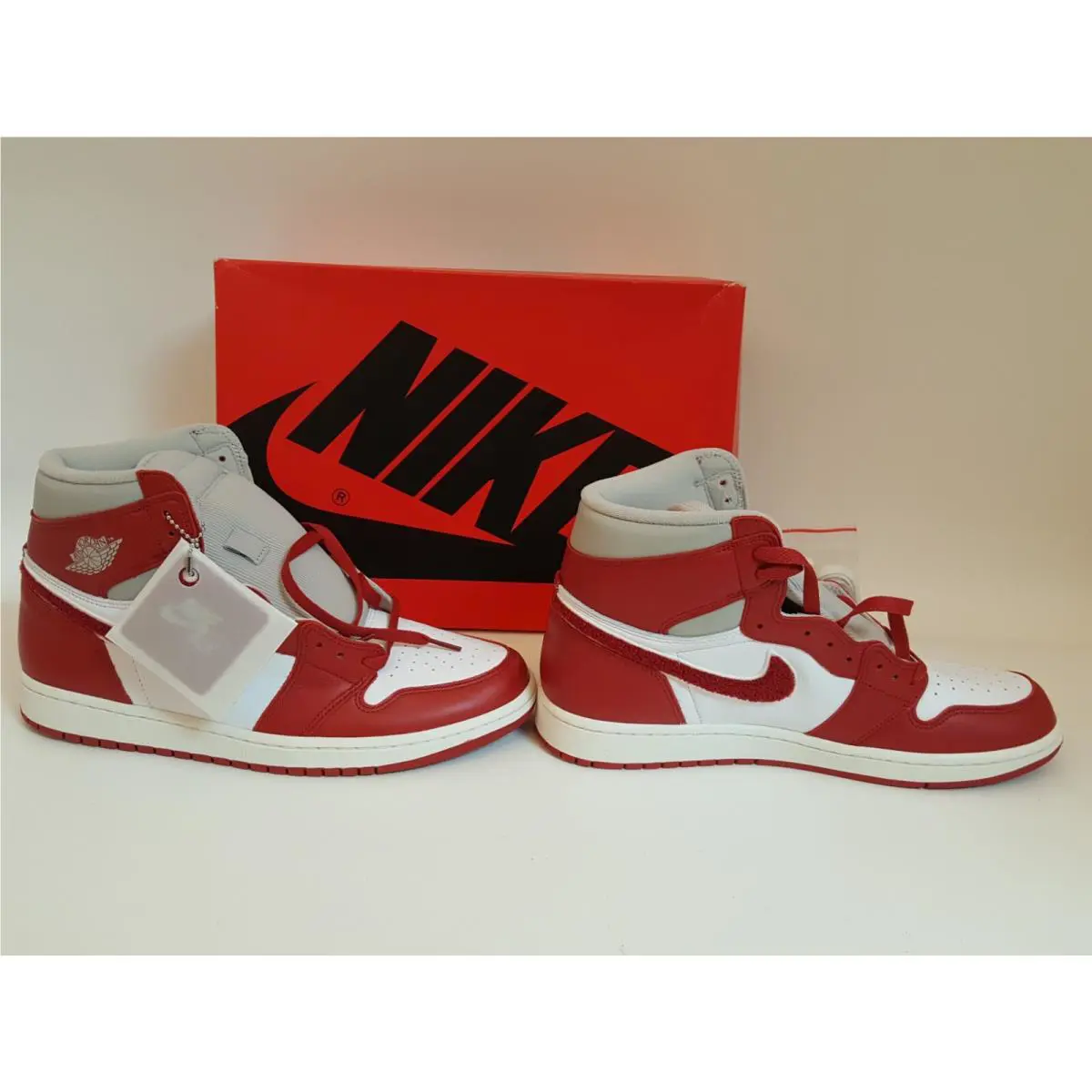 Nike shoes - Red 2