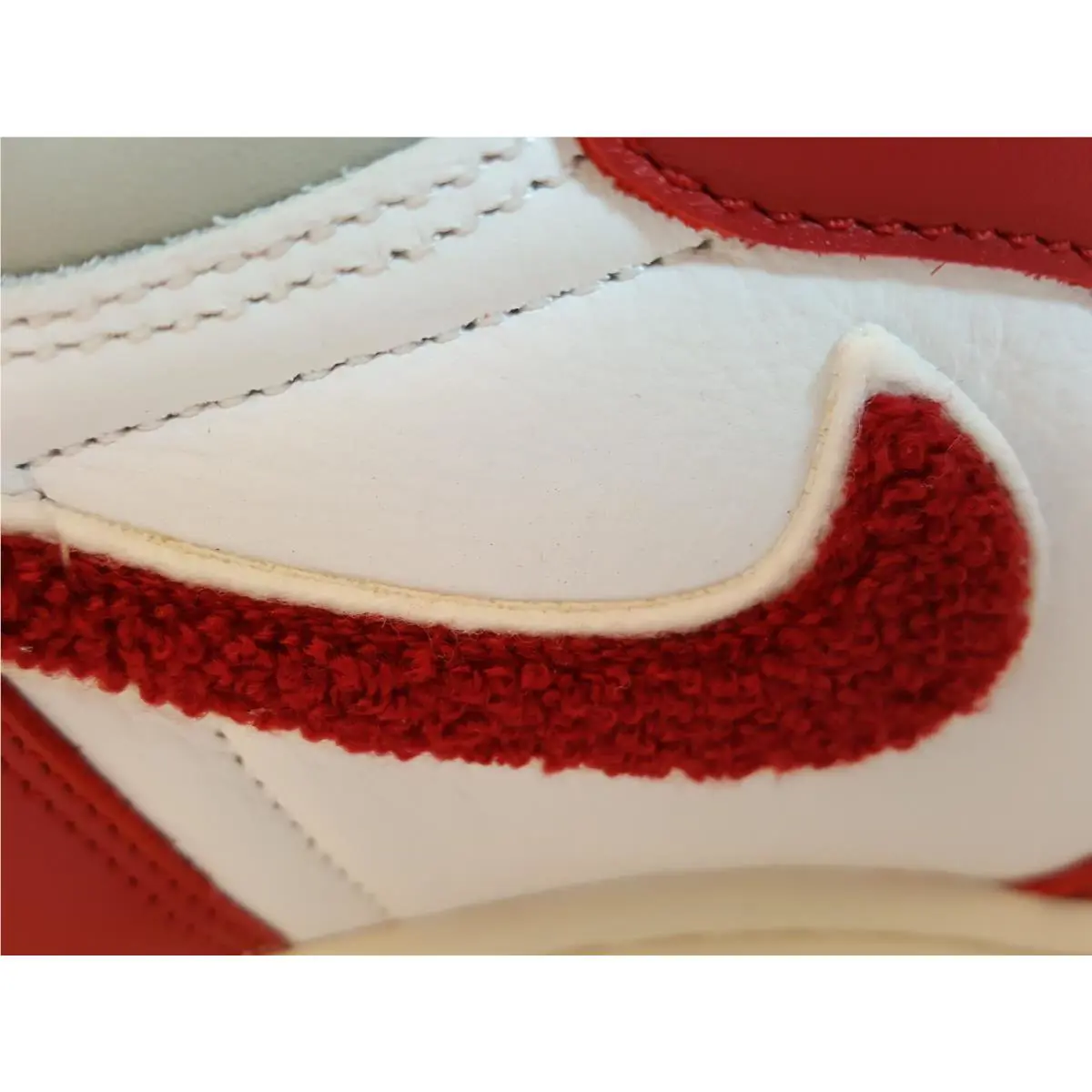 Nike shoes - Red 4