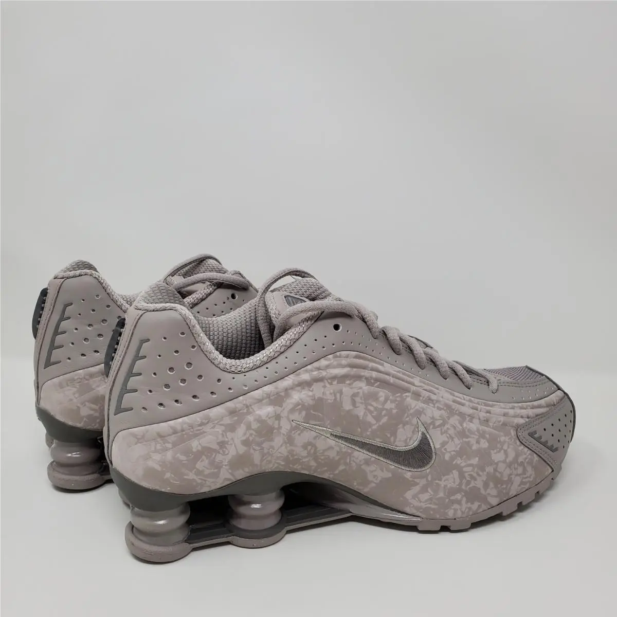 Nike shoes - Nike Shox R4 - Shox - HV0934-001 - Silver 5
