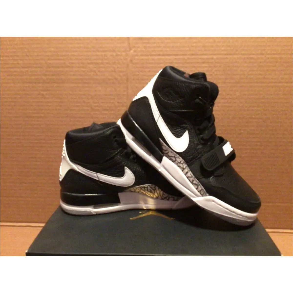Nike shoes - Jordan Legacy 312 - Legacy - Black 1
