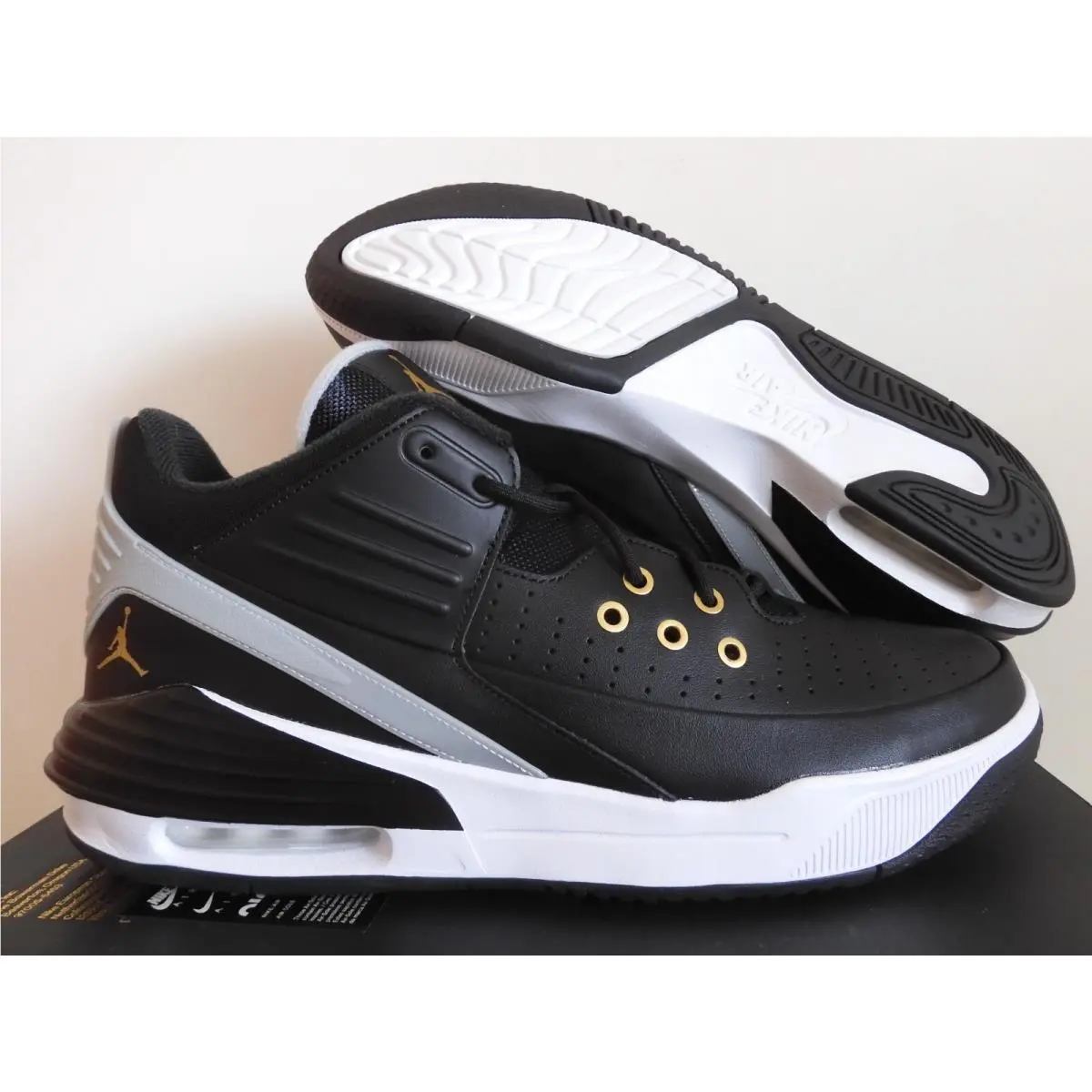 Nike Air Jordan Max Aura 5 Black-metallic Gold-white SZ 14 DZ4353-017