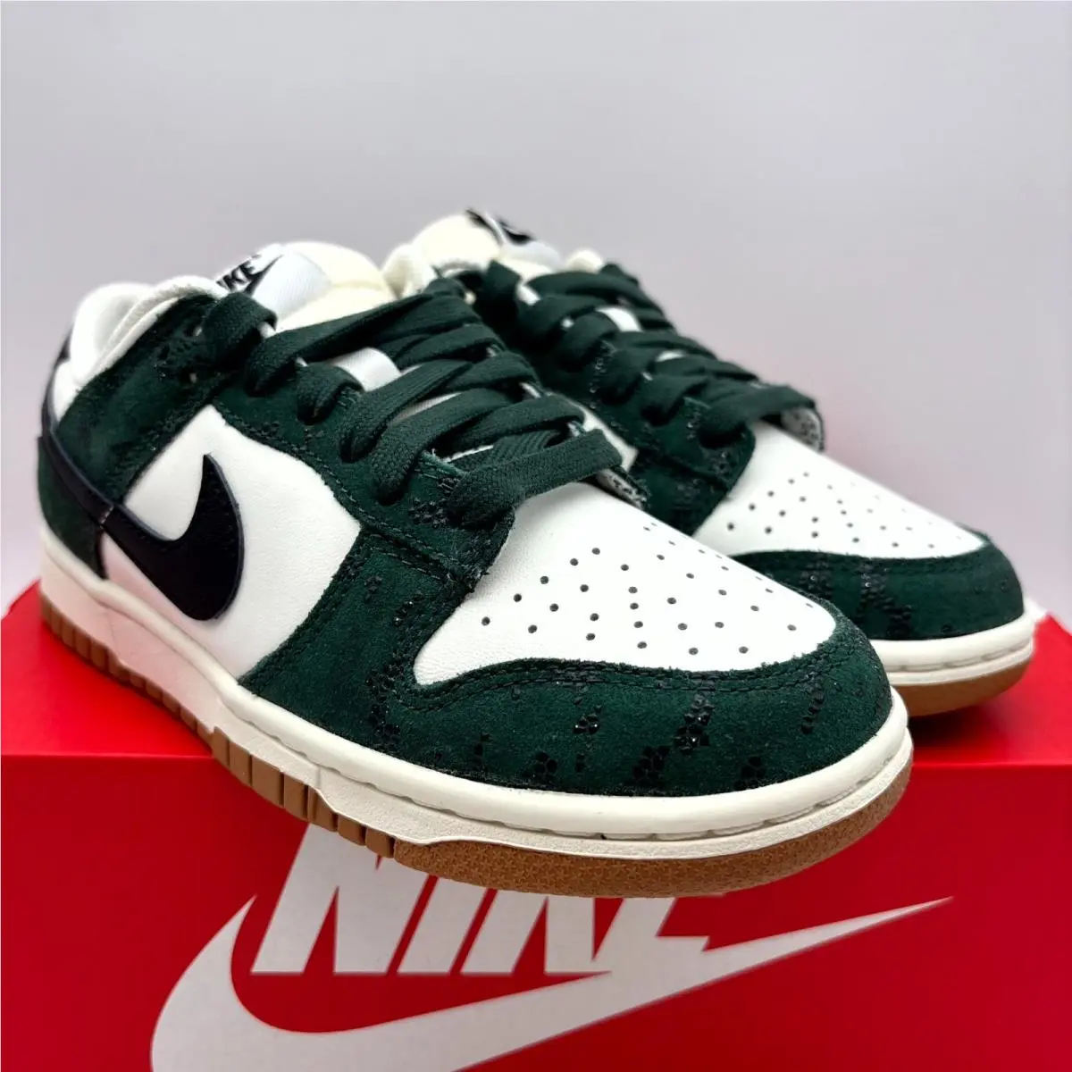 Nike shoes - Nike Dunk Low FQ8893-397 - Dunk Low - FQ8893-397 - Green Snake (UPC: 196969726904) 0