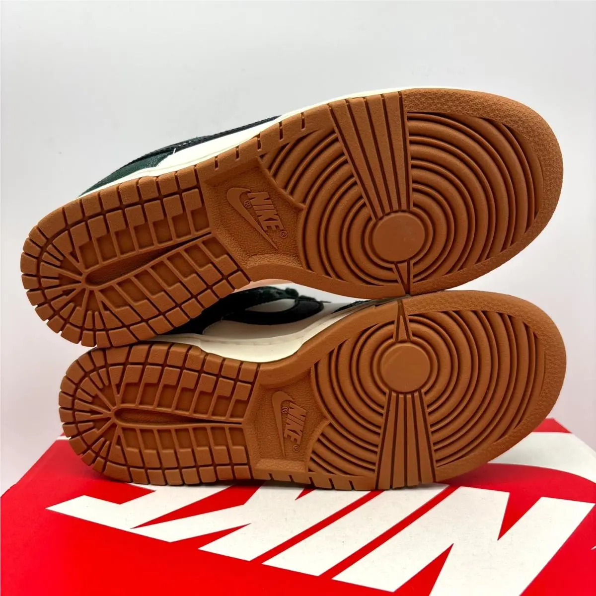 Nike shoes - Nike Dunk Low FQ8893-397 - Dunk Low - FQ8893-397 - Green Snake (UPC: 196969726904) 3
