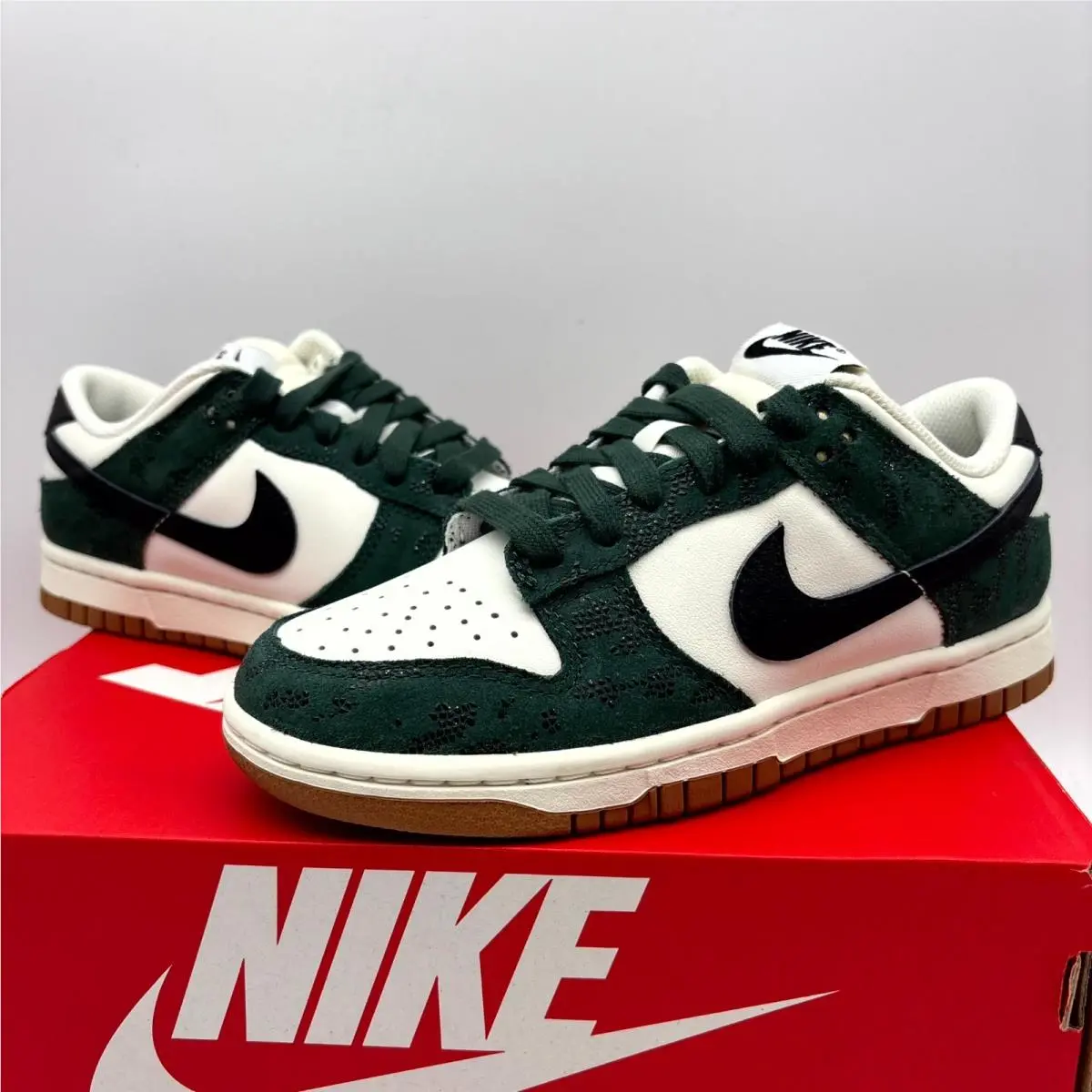 Nike shoes - Nike Dunk Low FQ8893-397 - Dunk Low - FQ8893-397 - Green Snake (UPC: 196969726904) 4