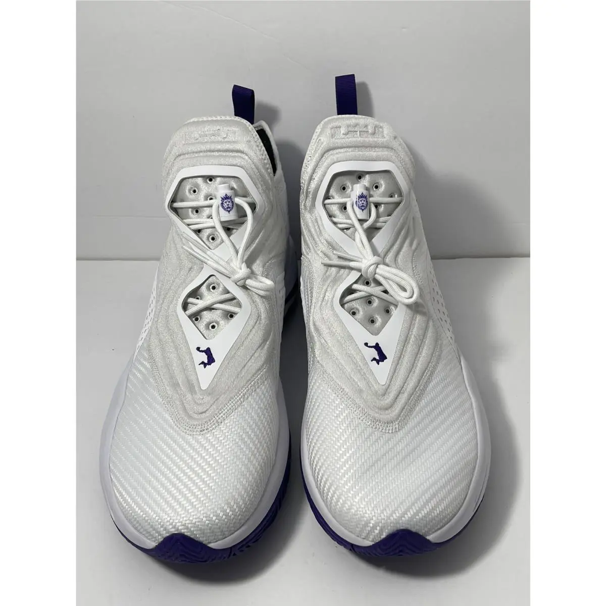 Nike shoes - Nike LeBron Soldier XIV - LeBron Soldier XIV - Cw4221-106 - White-Purple 1