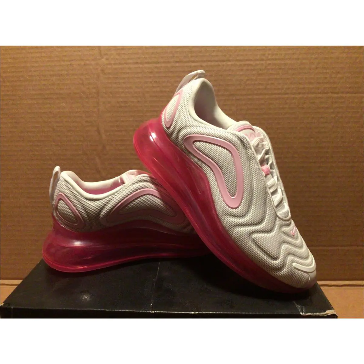 Nike shoes - Nike Air Max 720 - Air Max - Pink 1