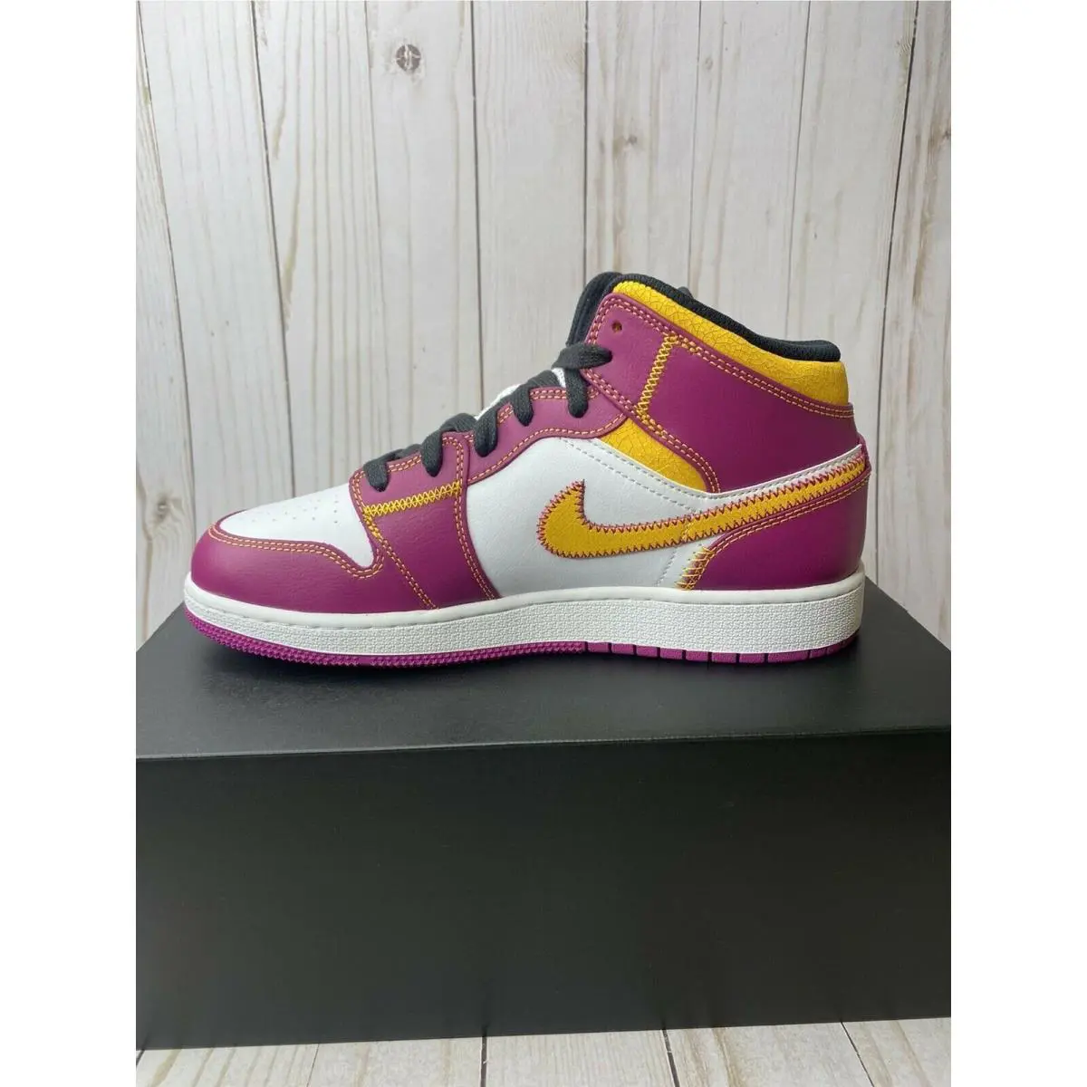 Nike shoes - Air Jordan 1 Mid - Air Mid - DC0050-100 - Multicolor 4