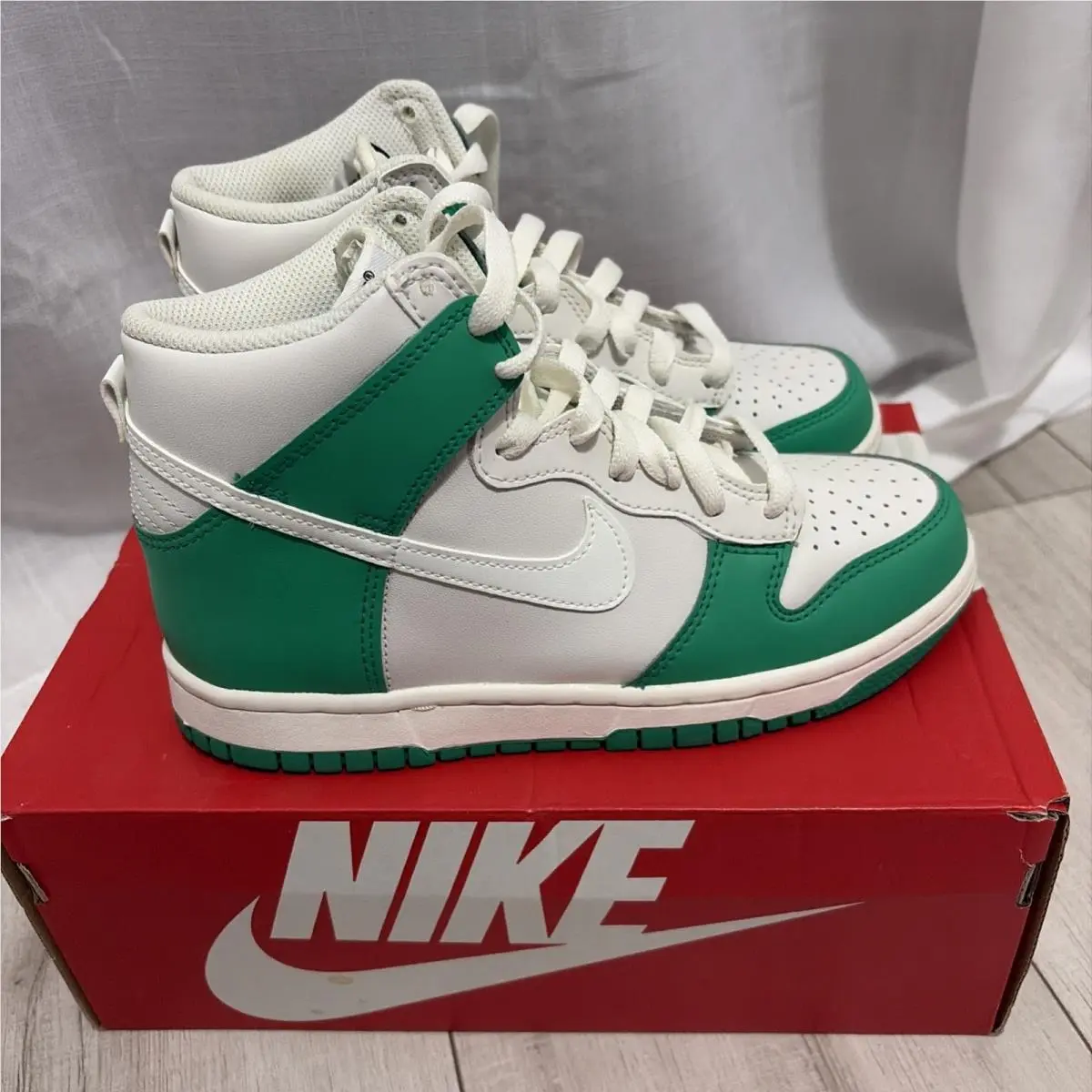 Nike Dunk High GS White Green Leather High Top Sneakers US 5y