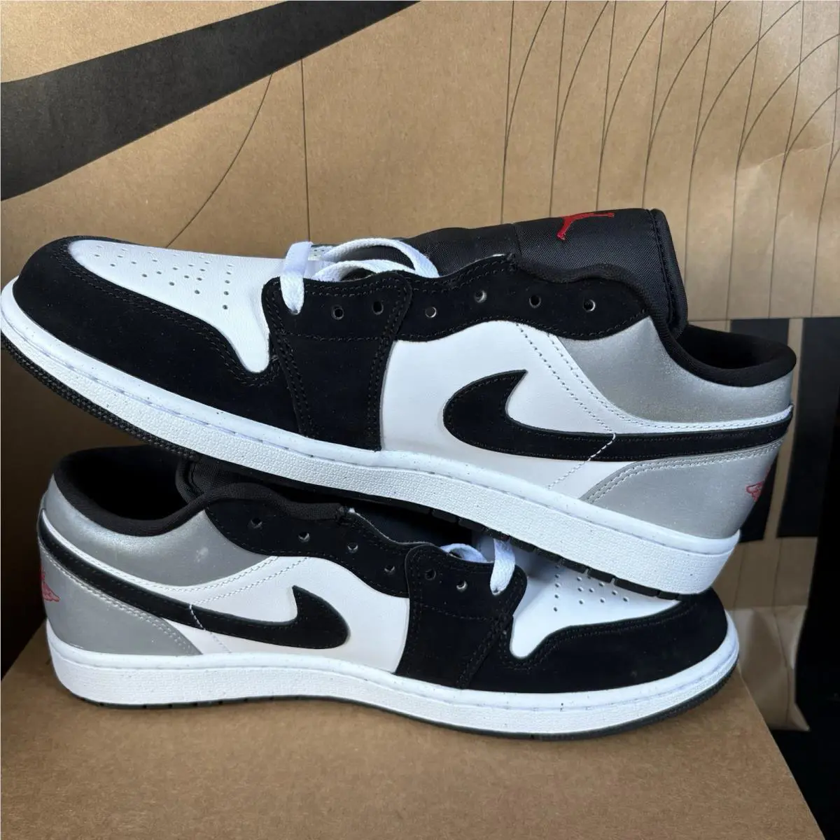 Nike shoes - Air Jordan 1 Low SE - HF3148-106 - Silver 1