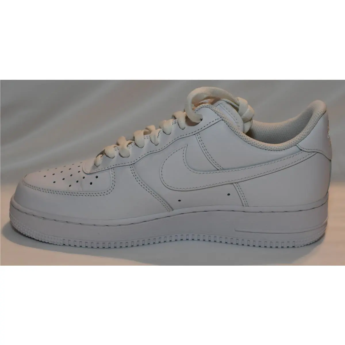 Nike shoes - White 13