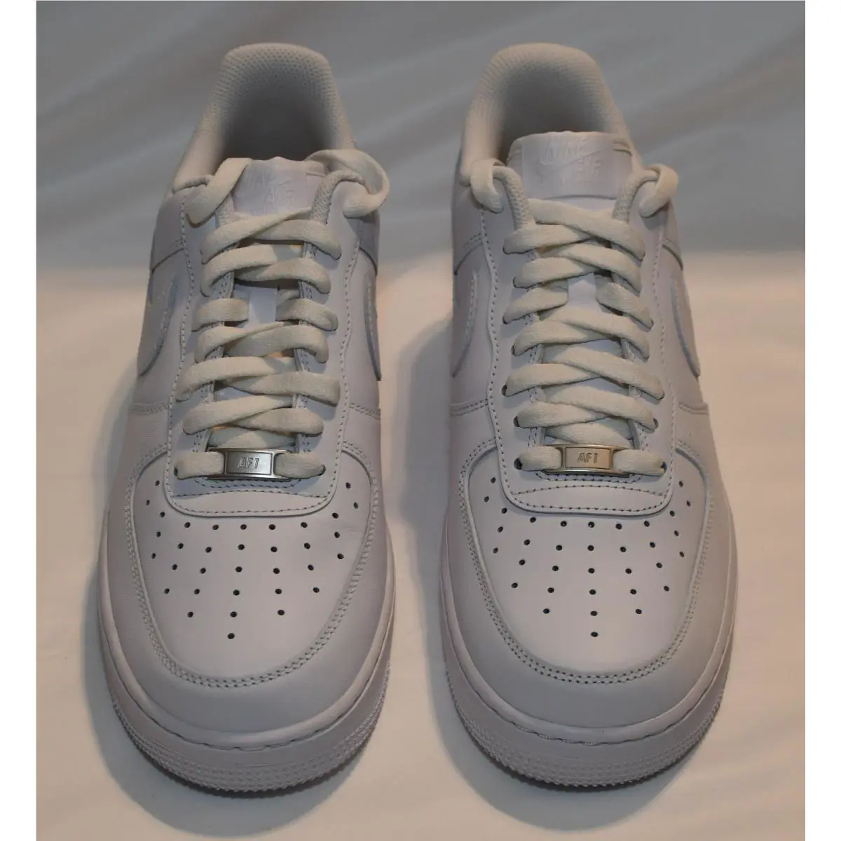 Nike shoes - White 7