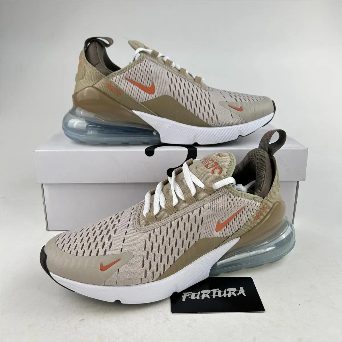 Nike Air Max 270 DZ4396-200 Men`s Size 7.5 / Women`s Size 9 Shoes 203B