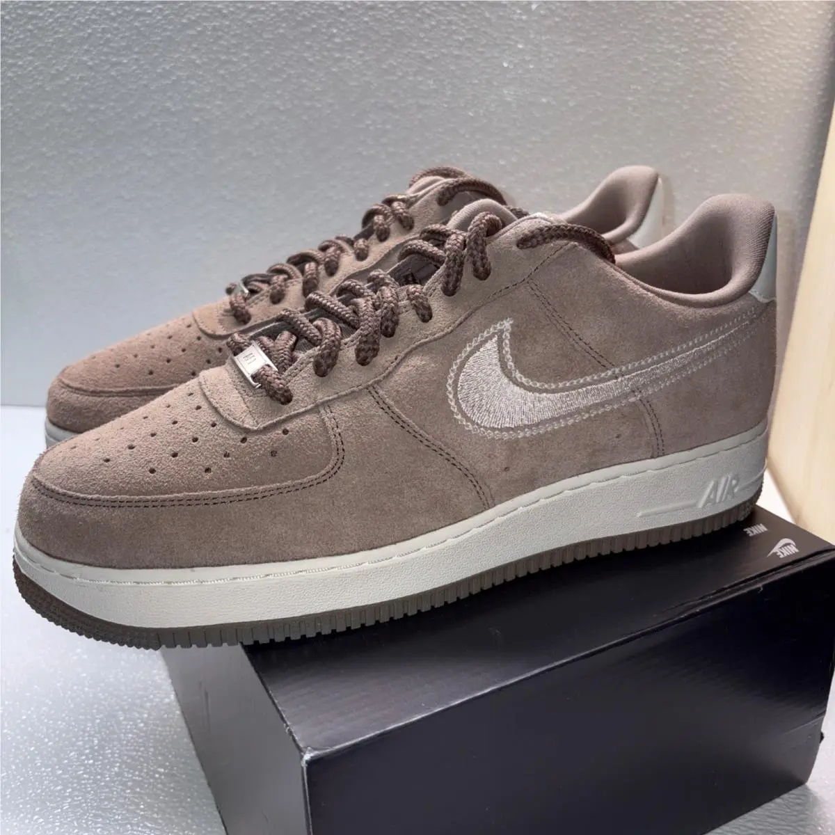 Nike shoes - Nike Air Force 1 - Air Force - HJ4465-200 - Brown 1