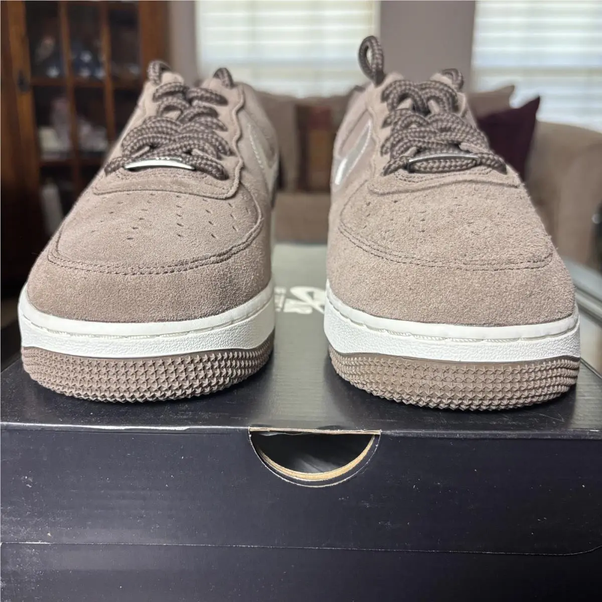 Nike shoes - Nike Air Force 1 `07 LV8 - HJ4465-200 - Brown (UPC: 00197859043286) 3