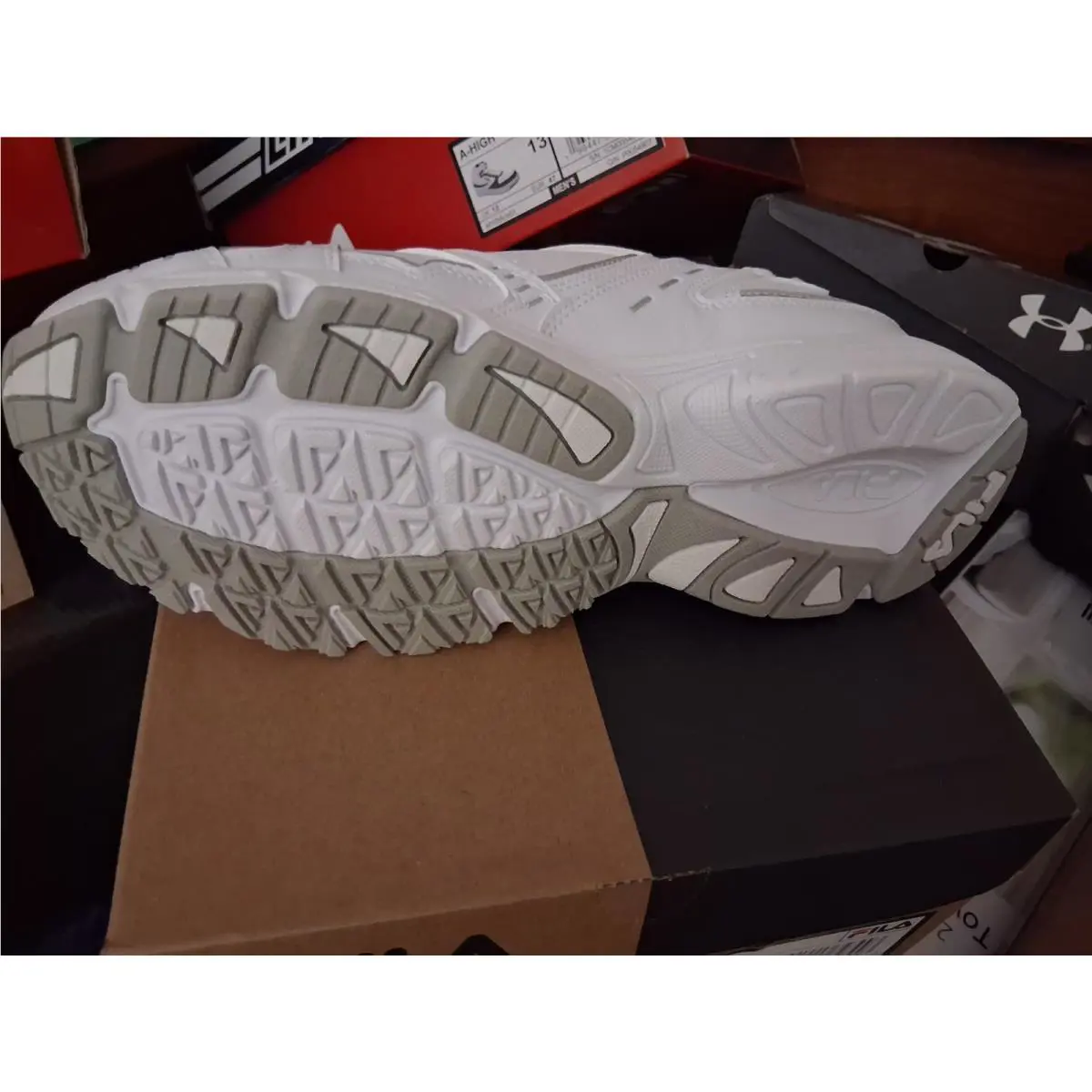 Fila shoes - White 2