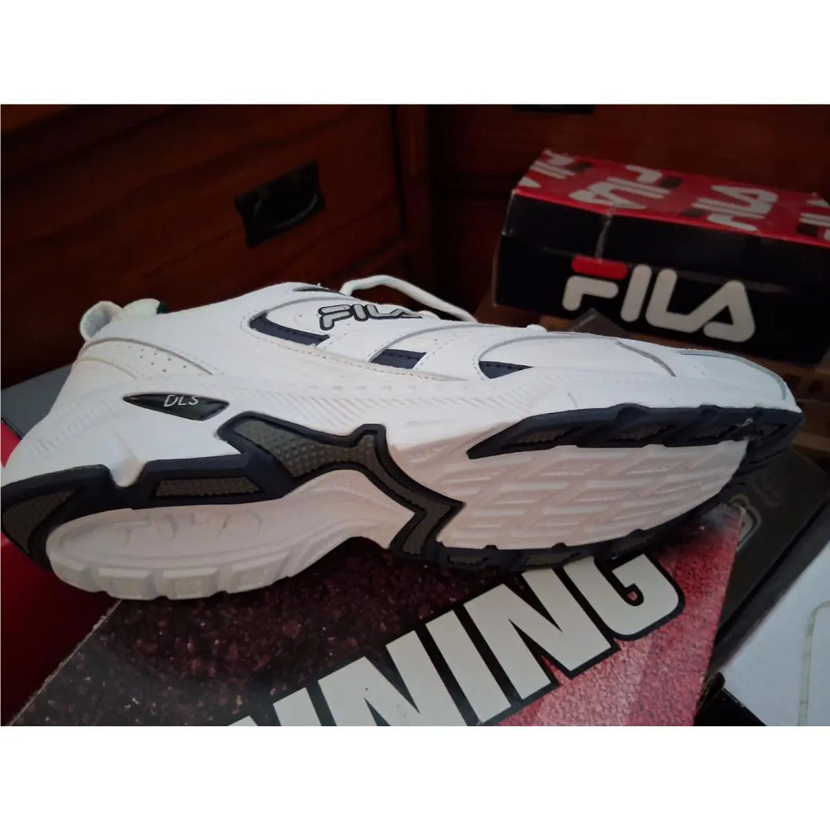Fila shoes - White 1