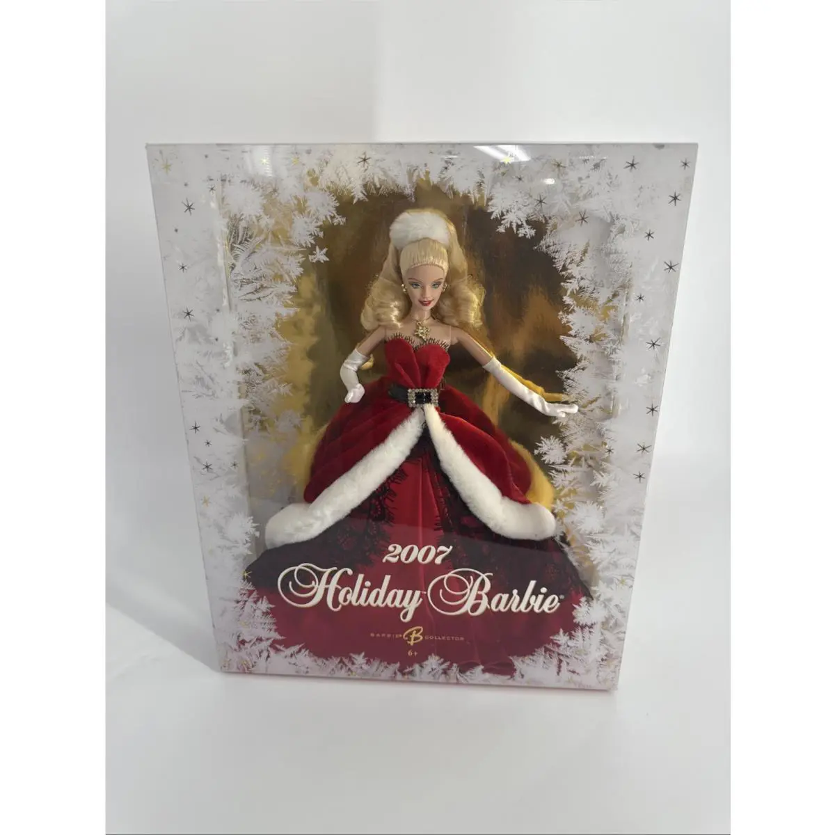 2007 Holiday Barbie - Barbie Collector Series - - Red Gown - Mattel