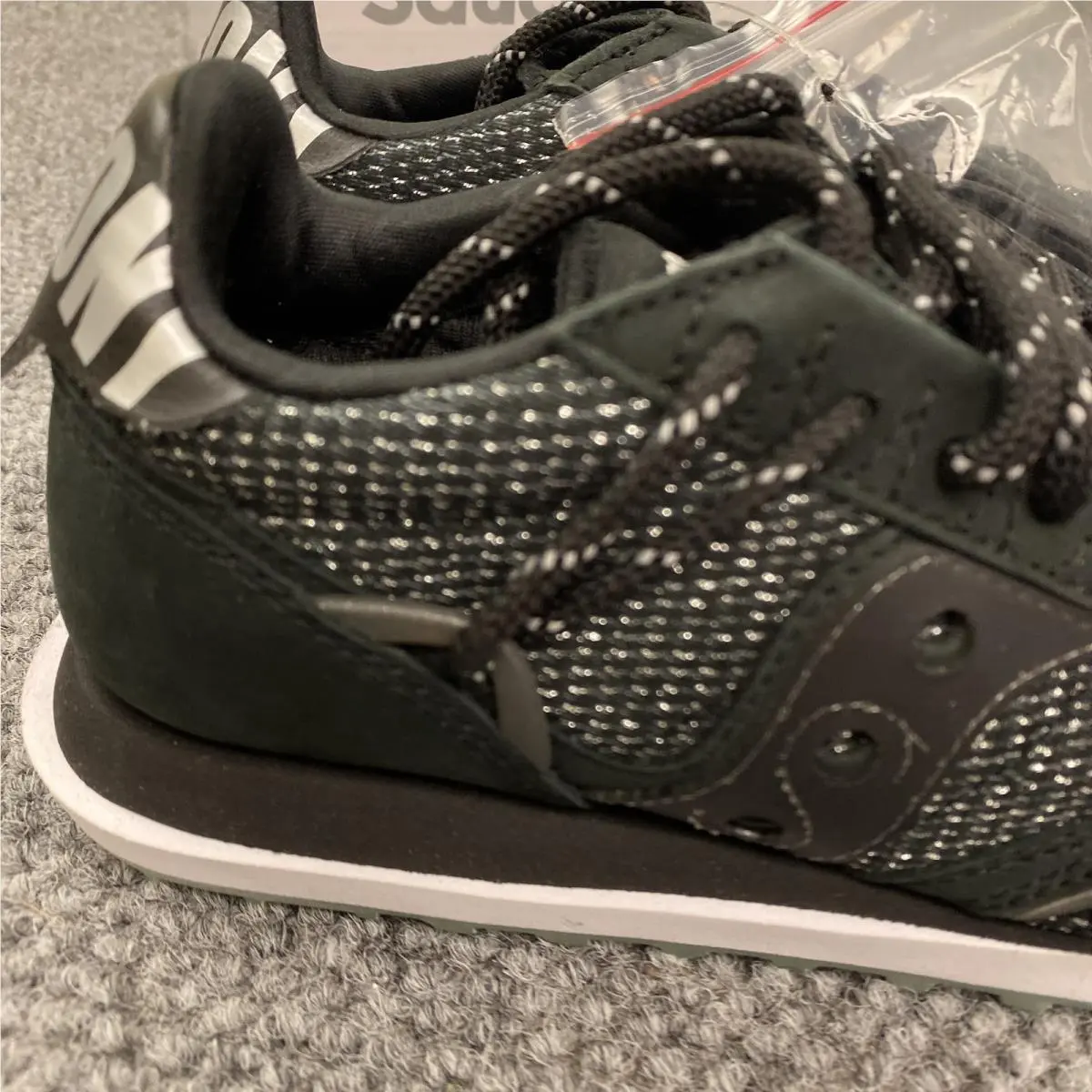 Saucony shoes - Saucony Jazz DST - Jazz DST - S70547-1 - Black 0