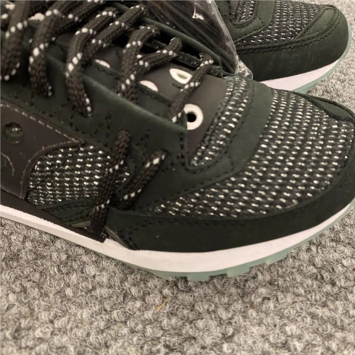 Saucony shoes - Saucony Jazz DST - Jazz DST - S70547-1 - Black 1
